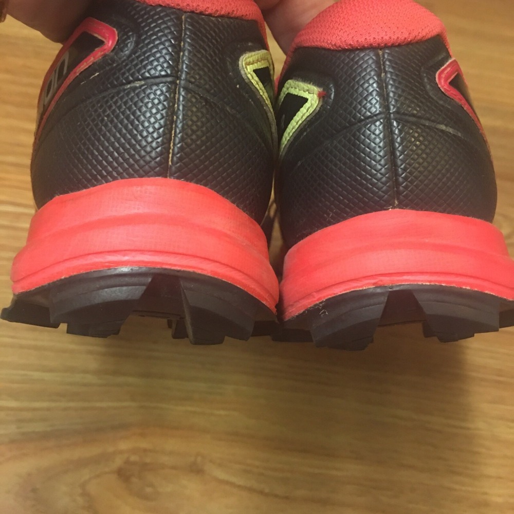 Salomon Fellraiser Black Red Hiking Trainers Gym Comfort Women's Size 8.5 - Picture 8 of 16